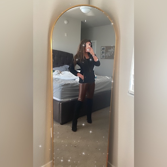 »» Meet Me «« - Picture 8 of 11